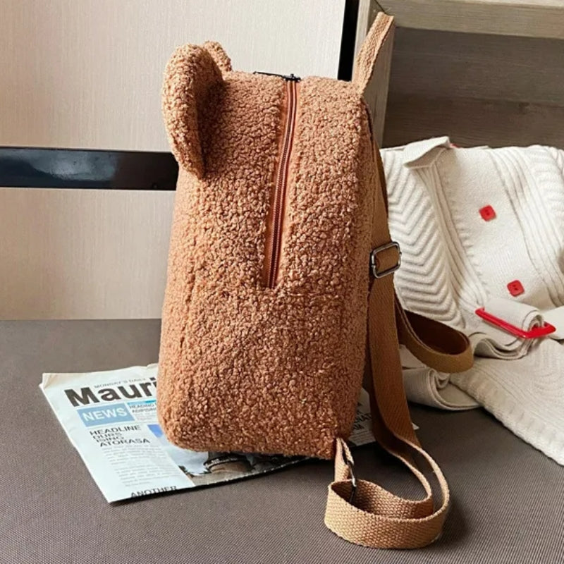 Sac à Dos Enfant Personnalisable gros plan fermeture zippée - Marron - Beige - Bleu Clair - Blanc Crème - Vert Foncé - Rose - Rose Clair - Turquoise - Noir - Taupe