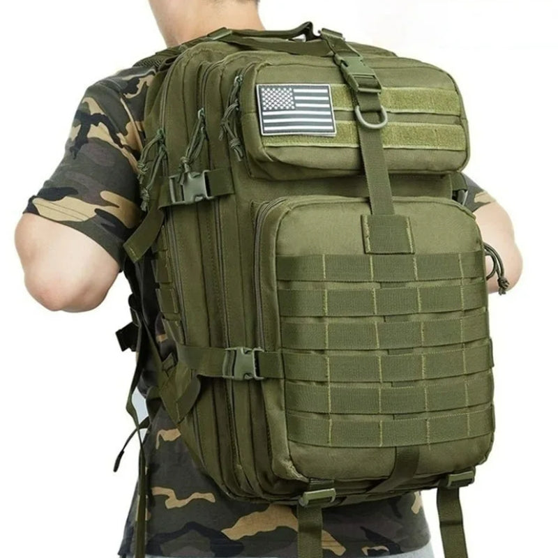 Sac à Dos Randonnée Militaire gros plan sur le sac - Beige - Noir - Vert