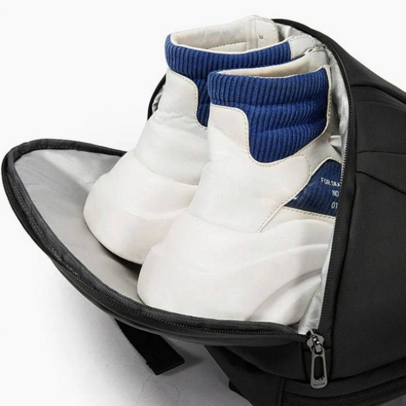 waterproof backpack compartment open - Black