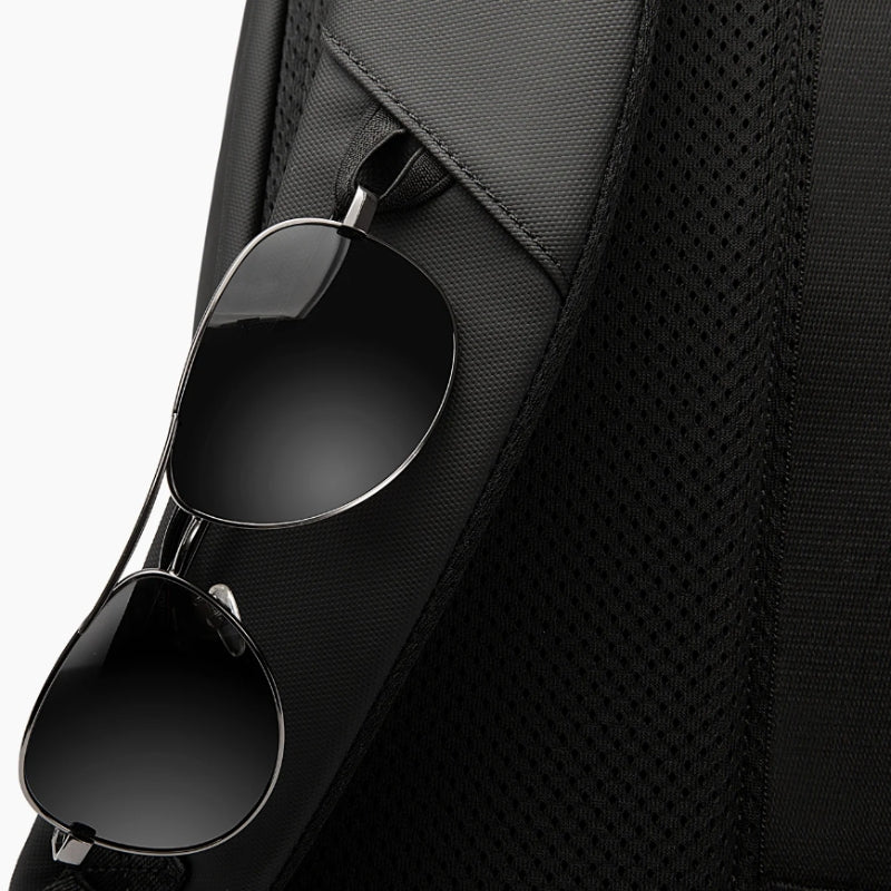 Sac à Dos Etanche 20L lunettes accrochées - Noir