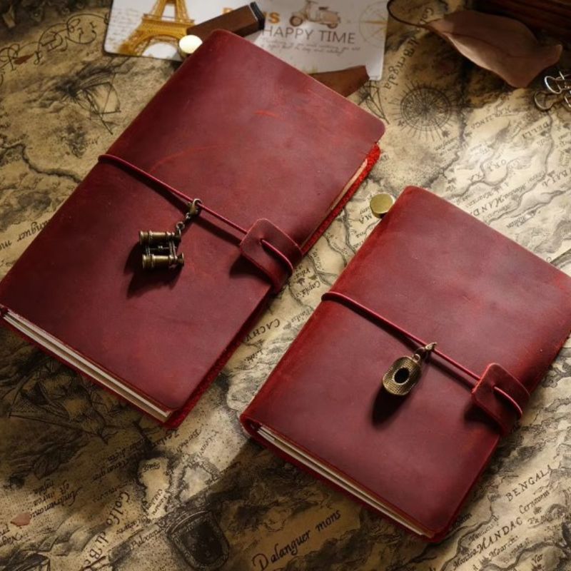 Carnet De Note Vintage deux carnets posés - Noir - Marron Foncé - Marron - Vert - Bleu - Rouge - Violet