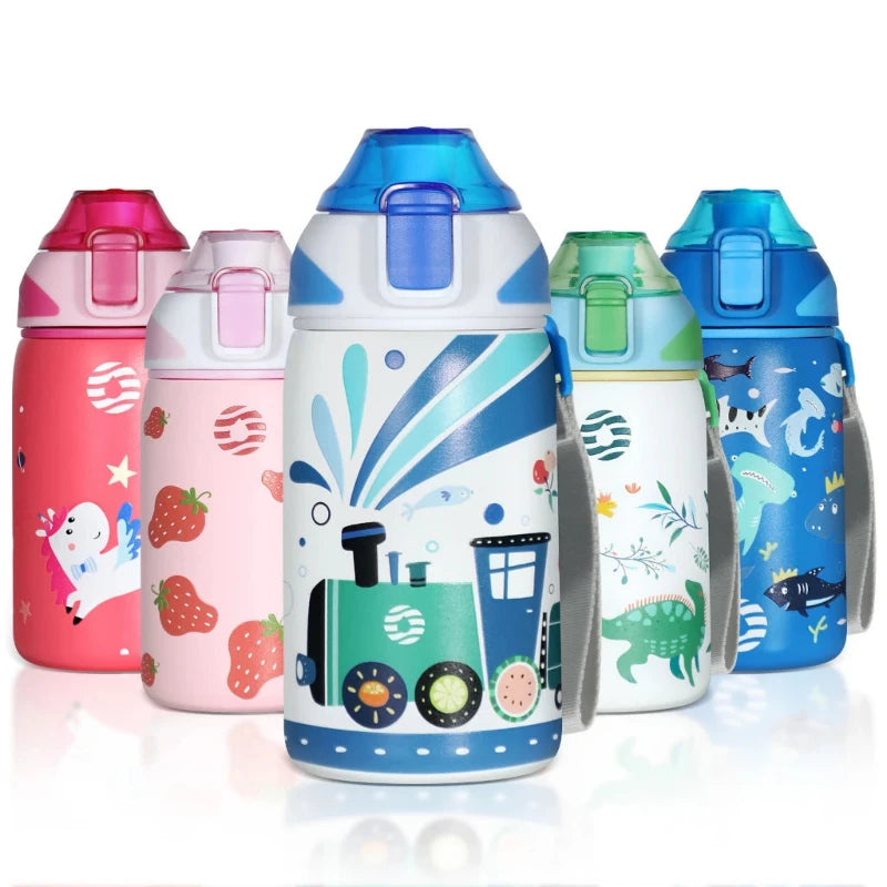 Gourde Enfant 3 ans cinq gourdes alignées - Train - Poisson - Licorne - Dinosaure - Fraise - Abeille