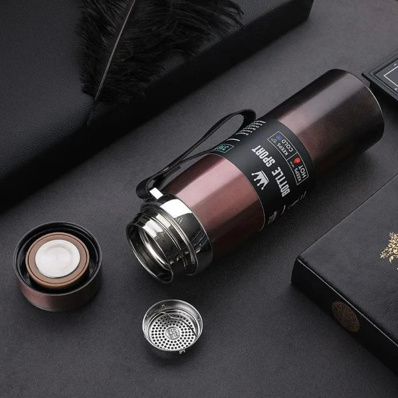 Thermos avec Filtre à Thé gros plan sur le filtre - Doré - Rouge - Noir - Bleu
