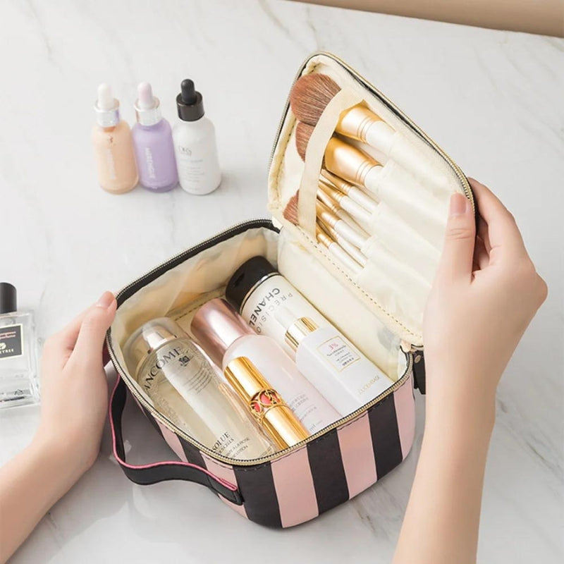 trousse de toilette pour fille - Style 1 - Style 2 - Style 3 - Style 4 - Style 5