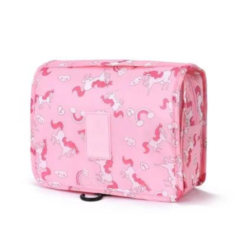 trousse de toilette femme avion - Bleu Motif à Pois - Bleu Motif Étoile - Bleu Ciel Uniforme - Rose Motif à Pois - Rouge Motif Étoile - Vert Motif Cerise - Gris Uniforme - Bleu Uniforme - Bleu Ciel Motif à Pois - Rose Motif Léopard - Rose Motif Cerise - Rouge Vif Uniforme - Jaune Motif Smileys - Bleu Motif à Fleurs - Bleu Ciel Motif Flamant Rose - Bleu Marine Motif Licorne - Rose Uniforme - Rouge Vif Motif à Fleurs - Bleu Motif Flamant Rose - Bleu Marine Motif Flamant Rose - Rose Motif à Rayure