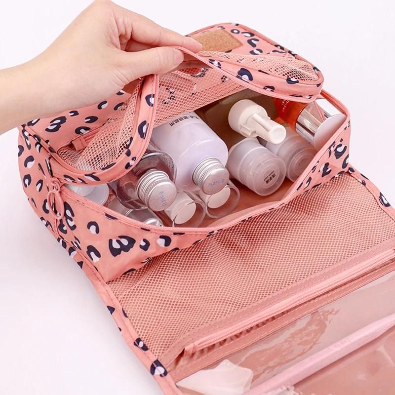 trousse de toilette originale pour femme - Bleu Uniforme - Bleu Ciel Motif Flamant Rose - Rose Motif à Rayure - Rose Uniforme - Rouge Uniforme - Blanc Motif Cactus - Bleu Marine Motif Flamant Rose - Bleu Motif Étoile - Bleu Ciel Uniforme - Rose Motif à Pois - Rouge Motif Étoile - Vert Motif Cerise - Bleu Motif Flamant Rose - Bleu Ciel Motif à Pois - Bleu Ciel Motif à Fleurs - Rose Motif Cerise - Rose Motif Smileys - Rouge Vif Uniforme - Jaune Motif Smileys - Bleu Motif à Pois - Bleu Motif à Fleurs